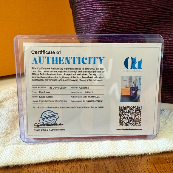 Louis Vuitton RARE Silk Purple Shoulder Bag with Metallic Gold Hardware - Picture 13 of 13